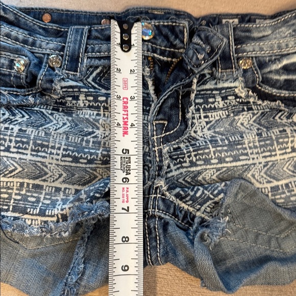 Signature Blue Jean Shorts with Aztec print - Picture 6 of 11